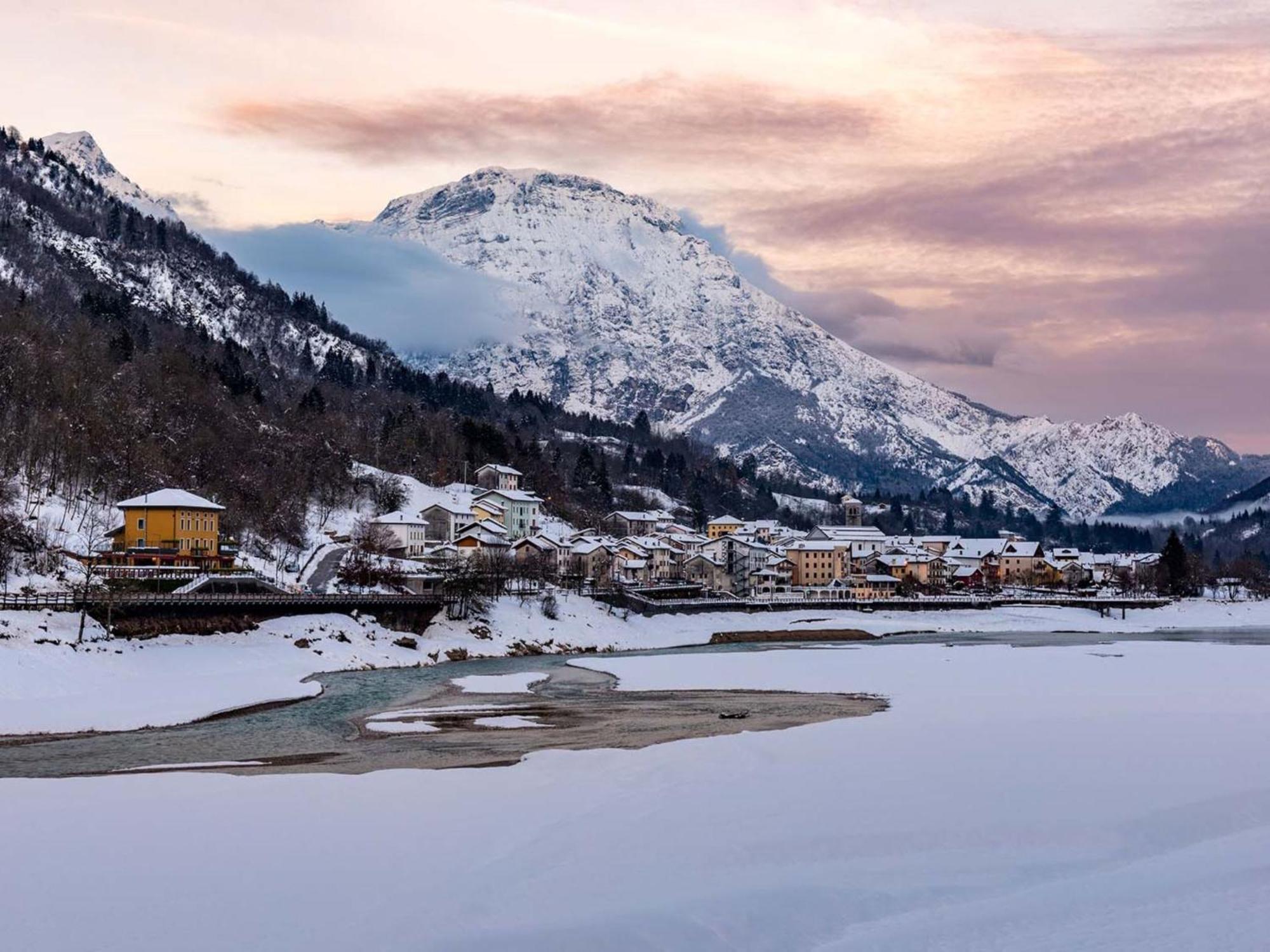 Holiday Home Albergo Diffuso - Cjasa Marisa By Interhome บาร์ชิส ภายนอก รูปภาพ